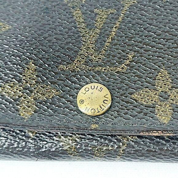 Louis Vuitton Mongram Keys Case Wallet - Picture 2 of 7